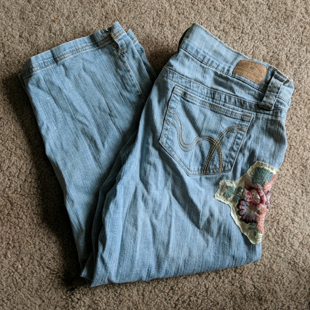 Hydraulic capris